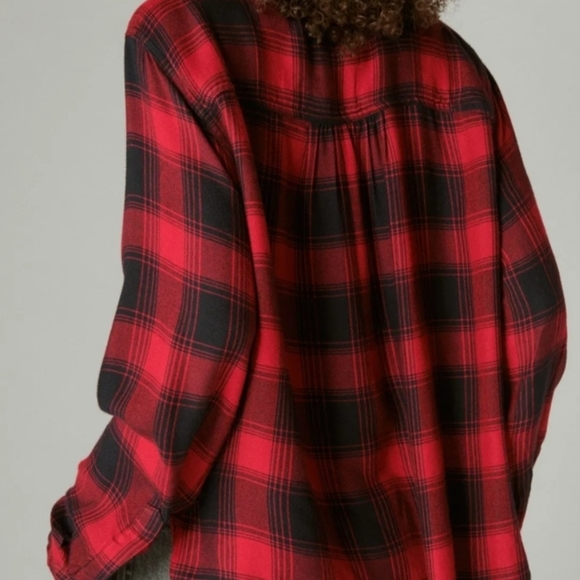 Lucky Brand Red and Black Relaxed Cloud Plaid Boyfriend Flannel Shirt LARGE - Picture 2 of 9